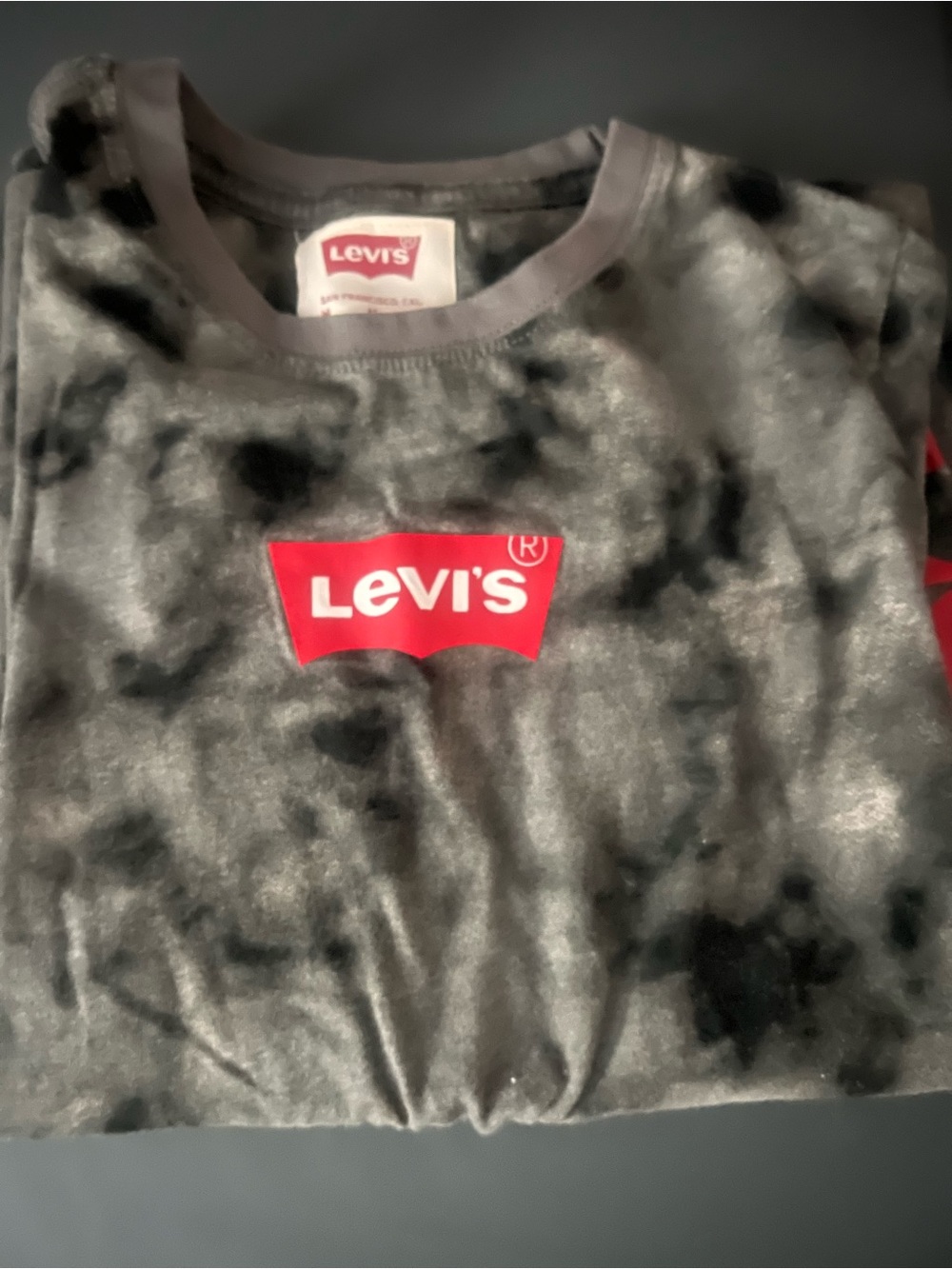 Levi's Kids Black & Gray Tie-Dye Tee with Red Logo